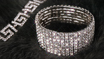 Our precious stones and metals are really reliable and fancy